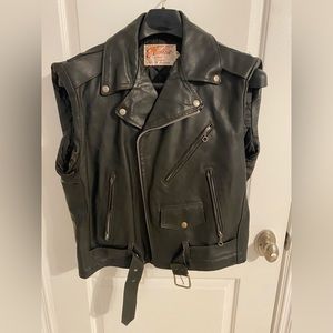 VINTAGE EXCELLED 100% LEATHER HEAVY MOTORCYCLE BLACK VEST